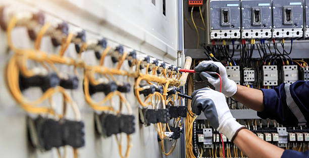 Professional Electrician technician working in Woodstock, AL